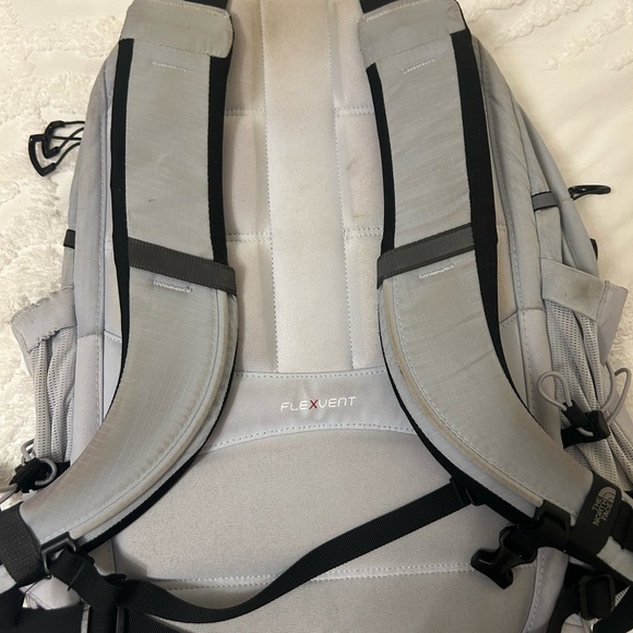 The North Face Borealis Backpack - Picture 4 of 4